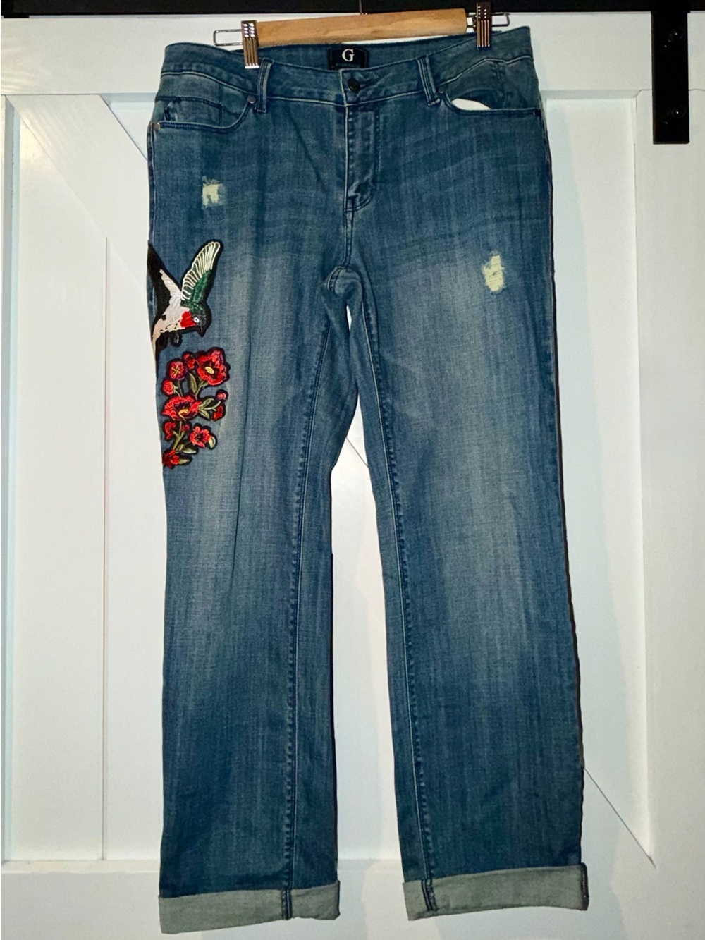 G by Giuliana Blue Embroidered Hummingbird Floral Jeans